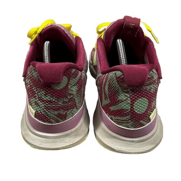 NIKE KYRIE 5 LOW USED SIZE 10 ORCHID YELLOW STRIKE 1 WORLD 1 PEOPLE DJ6012 500 - Picture 6 of 9